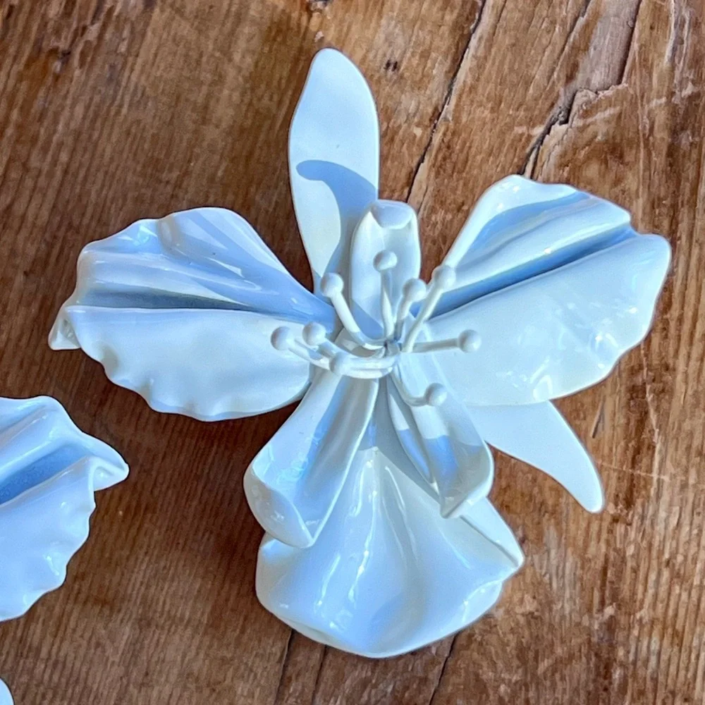 πΊπHPππΊ NWT Cult Gaia Mila Flower Earrings - Picture 8 of 15